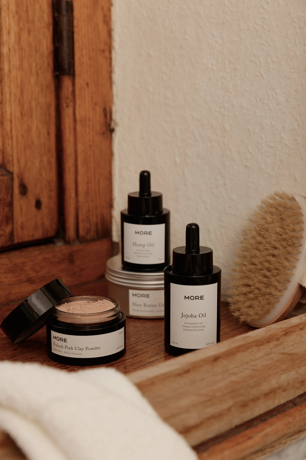 Jojoba-Öl - für Minimalist:innen und alle, die unkomplizierte Pflege lieben